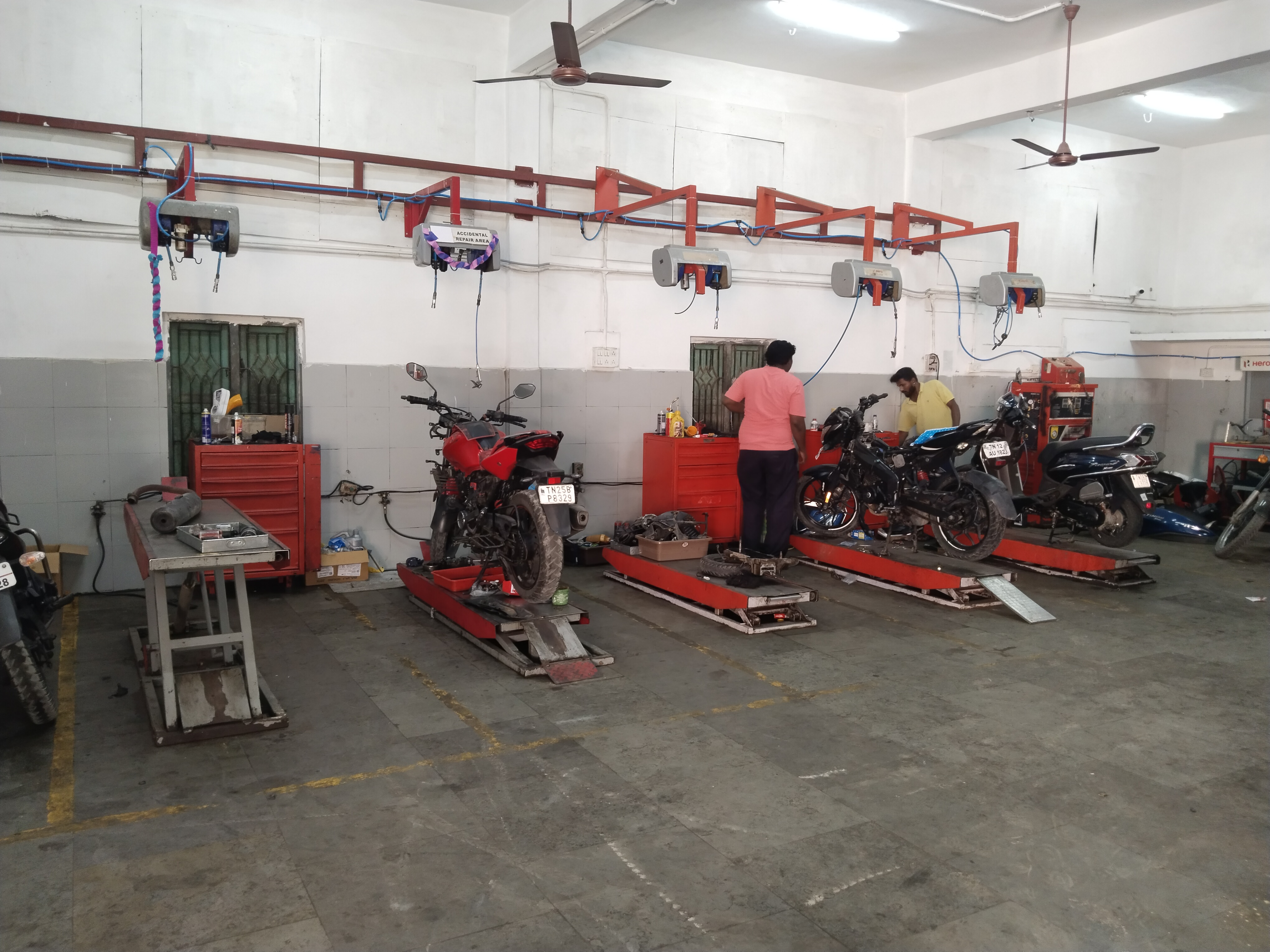 Bike service in Kattupakkam Chennai